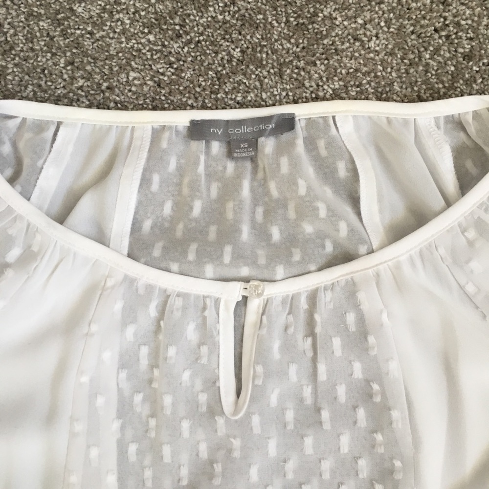 Ny Collection sheer top - Picture 4 of 4